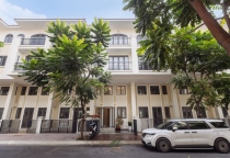 Biệt Thự - Anh Tư - Senturia Nam Sài Gòn